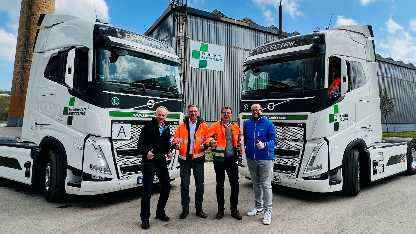 von links nach rechts: Torsten Oehler, Fa. Popp; Thorsten Petring, Lars Kossack (beide Thüringen Recycling); Christian Göhring, Fa. Popp